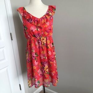 Junior sleeveless floral dress size L